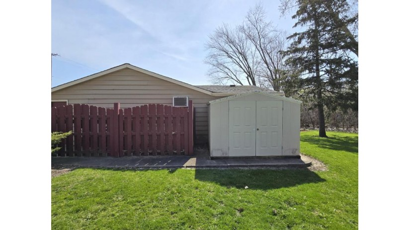 10527 Northwestern Ave Caledonia, WI 53126 by TerraNova Real Estate $349,900