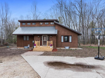 11913 Sunny Slope Rd, Franklin, WI 54247-9621