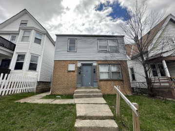 1013 W Keefe Ave 1015, Milwaukee, WI 53206-3002