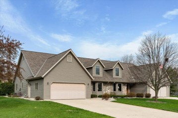 W198N11263 Golden Ct, Germantown, WI 53022-2991