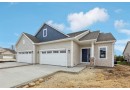 795 Bridlewood Dr, Hartford, WI 53027 by Harbor Homes Inc $369,900