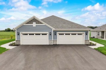 1474 Sandhill Ln 0602, Mukwonago, WI 53149