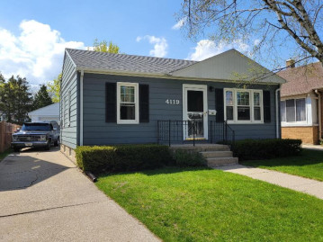 4119 S Austin St, Milwaukee, WI 53207-4423