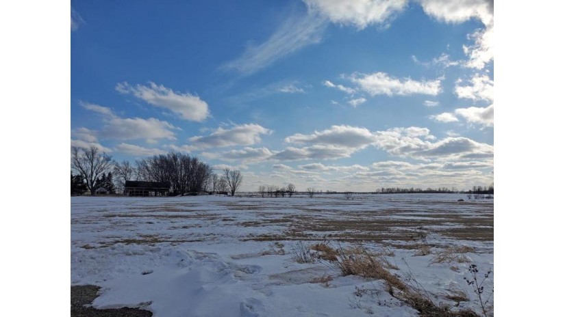 10477 County Road A Parcels #0300051,#03 Marshfield, WI 54449 by Re/Max American Dream $1,695,000