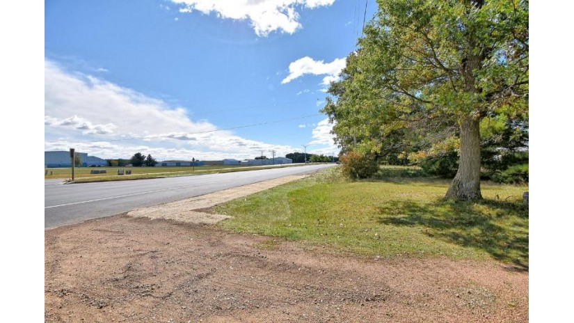 4400 State Highway 66 4410 Stevens Point, WI 54482 by First Weber - homeinfo@firstweber.com $799,999