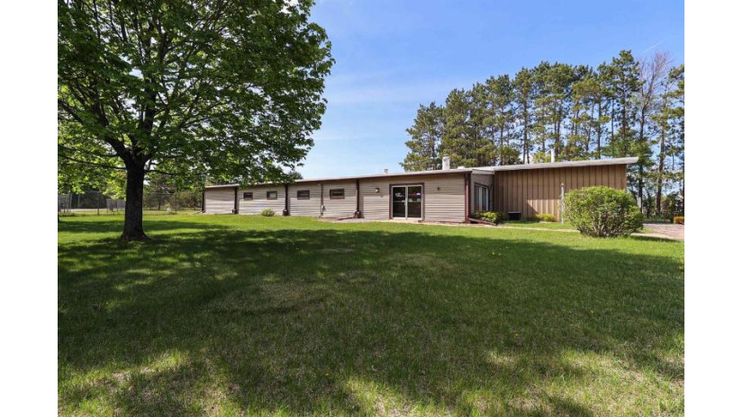 2500 South 48th Street Wisconsin Rapids, WI 54494 by Re/Max Connect - Phone: 715-459-6093 $449,900