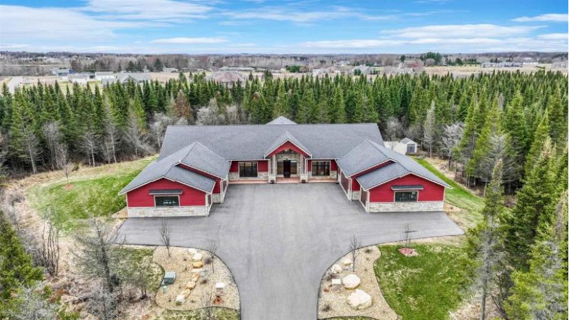 1216 North Lincoln Avenue Marshfield, WI 54449 by Nexthome Hub City - Phone: 715-207-9300 $1,250,000