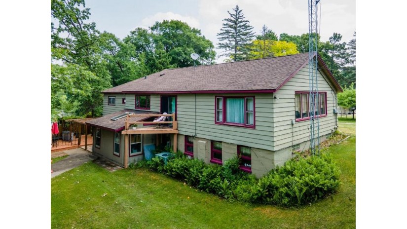 3350 Bonnie Bay Court Stevens Point, WI 54481 by Keller Williams Stevens Point $750,000