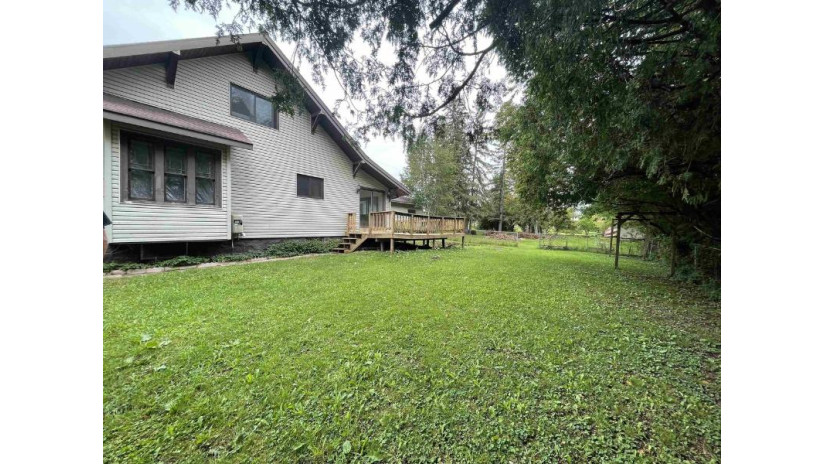 420 West Illinois Street Butternut, WI 54514 by Jones Real Estate Group - Phone: 715-680-0019 $189,900