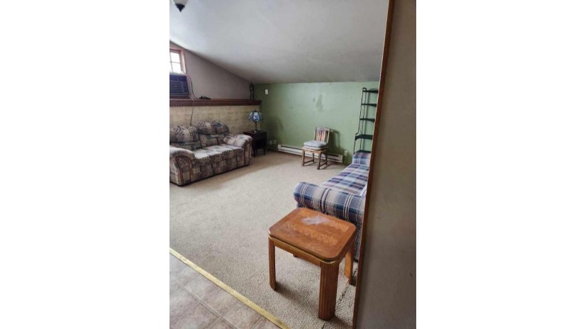 105 East Broadway Avenue Medford, WI 54451 by Coldwell Banker Action - Main: 715-359-0521 $159,900