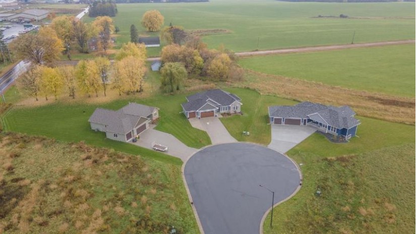 118003 Betty Drive Stratford, WI 54484 by First Weber - homeinfo@firstweber.com $549,000