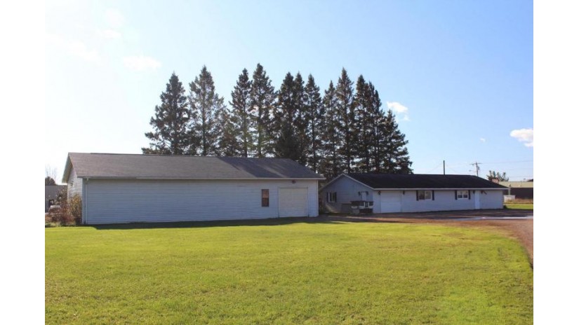 880 South Gibson Street Medford, WI 54451 by Dixon Greiner Realty, Llc - Phone: 715-748-2258 $250,000