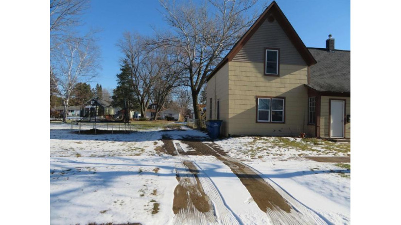 813 Chippewa Street Merrill, WI 54452 by First Weber - homeinfo@firstweber.com $129,900