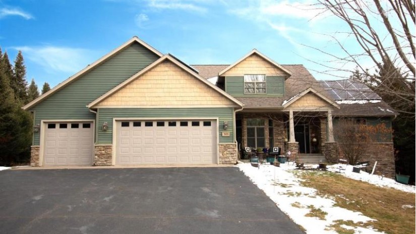 305 Freedom Way Wausau, WI 54403 by Re/Max Excel - Phone: 715-571-1630 $749,000