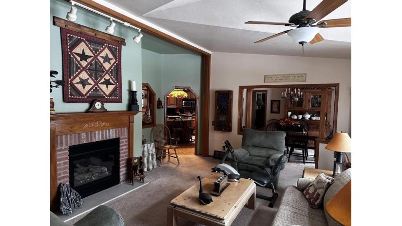 N1530 Spring Glen Road Keshena, WI 54135 by Wisconsin Real Estate Co. Llc - Phone: 715-572-4636 $1,000,000