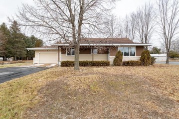 316 Wadleigh Street, Hatley, WI 54440