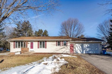 800 Johns Drive, Stevens Point, WI 54481