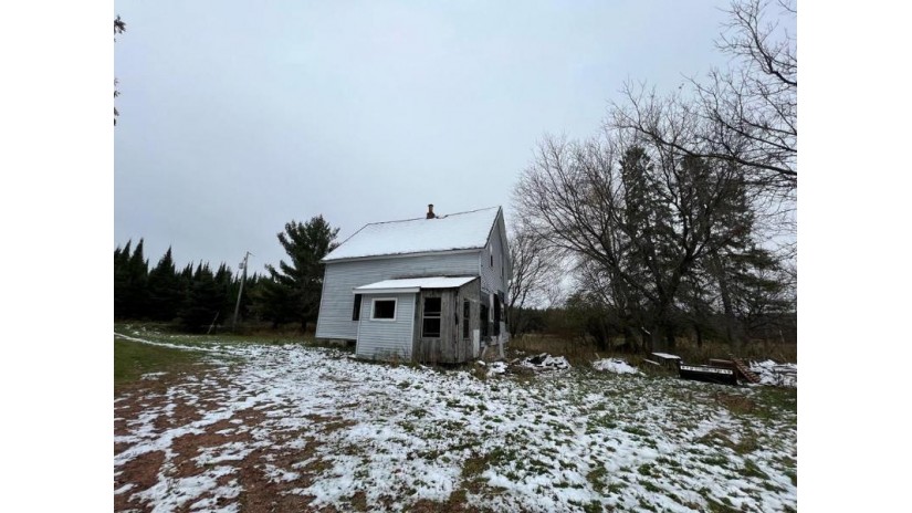 N2917 French Ridge Road Merrill, WI 54452 by Coldwell Banker Action - Main: 715-359-0521 $99,900