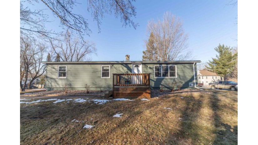 102 Brooklyn Avenue Edgar, WI 54426 by Exit Midstate Realty - Phone: 715-574-7758 $209,000