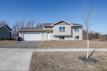 4810 Crest Ridge Avenue, Weston, WI 54476