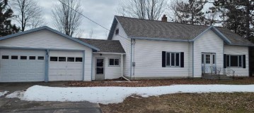 541 Grand Avenue, Rosholt, WI 54473