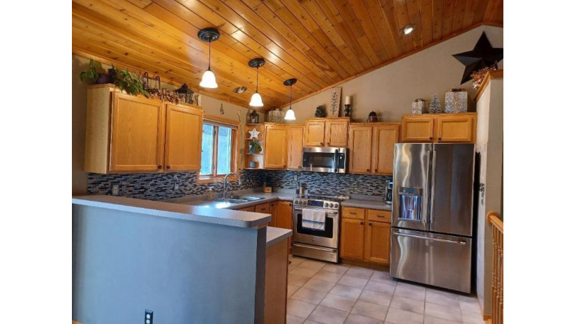 201599 Dorie Lane Mosinee, WI 54455 by All Roads Real Estate Inc - Phone: 715-305-0704 $389,900