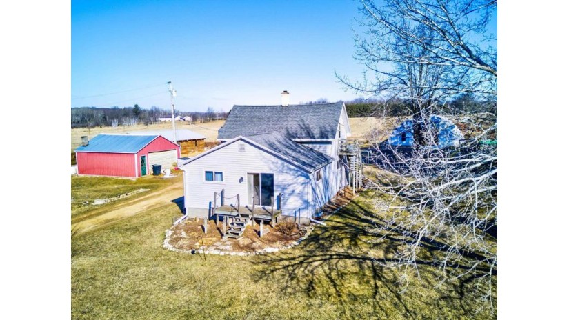 3206 Yellowstone Drive Milladore, WI 54454 by Nexthome Hub City - Phone: 715-316-7091 $389,900