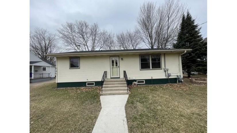 708 7th Street Mosinee, WI 54455 by Re/Max Excel - Phone: 715-551-2776 $179,900
