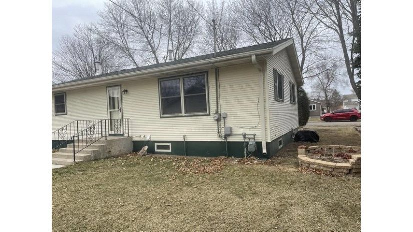 708 7th Street Mosinee, WI 54455 by Re/Max Excel - Phone: 715-551-2776 $179,900