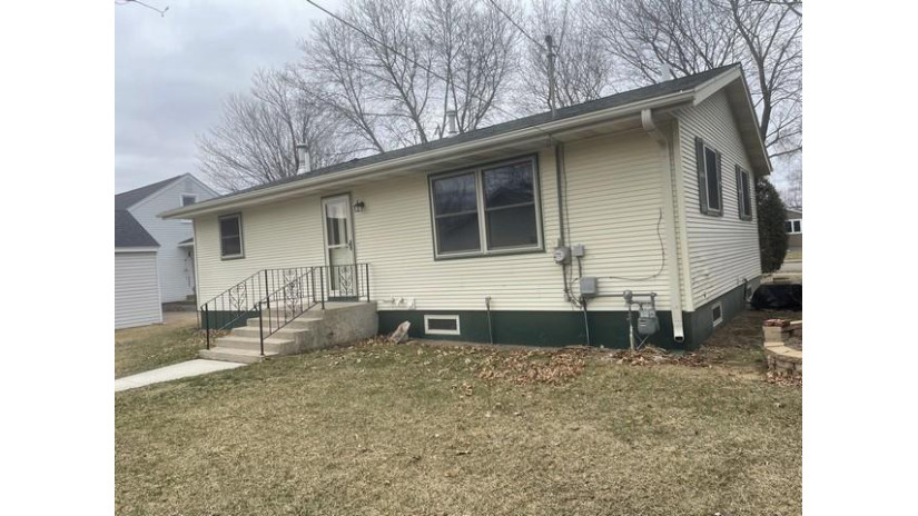 708 7th Street Mosinee, WI 54455 by Re/Max Excel - Phone: 715-551-2776 $179,900