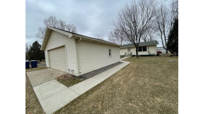 708 7th Street Mosinee, WI 54455 by Re/Max Excel - Phone: 715-551-2776 $179,900