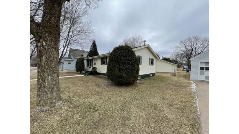 708 7th Street Mosinee, WI 54455 by Re/Max Excel - Phone: 715-551-2776 $179,900