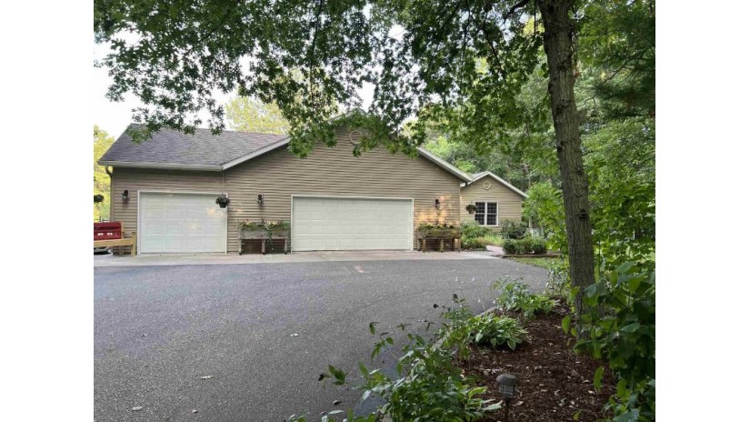 201203 Hidden Cove Lane Mosinee, WI 54455 by Knoedler Realty & Home Staging $459,900