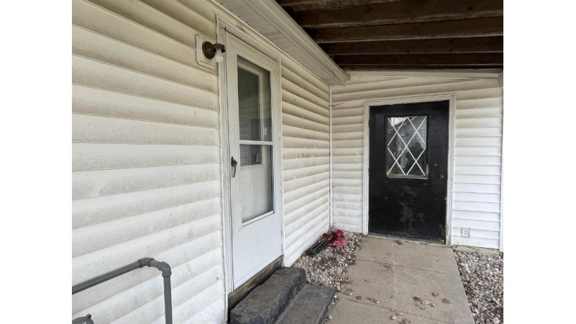 504 North 1st Street Abbotsford, WI 54405 by Exit Greater Realty - Office: 715-785-5170 $99,900