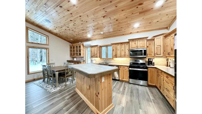 W5549 Fairway Drive Langlade, WI 54465 by Integrity Realtors Llc - Office: 715-627-4181 $389,000