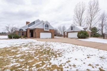 1705 Hemlock Avenue, Rothschild, WI 54474