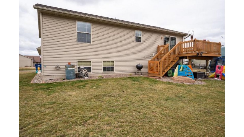 2499 Sunny Meadow Drive Kronenwetter, WI 54455 by First Weber - homeinfo@firstweber.com $299,900