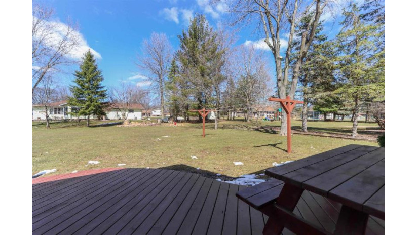 2401 Meadowbrook Drive Marshfield, WI 54449 by Nexthome Hub City - Phone: 715-207-9300 $329,900