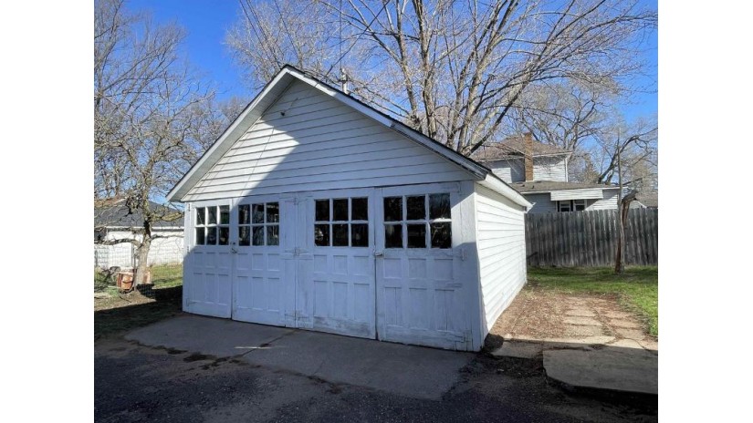 124 Buehler Avenue Nekoosa, WI 54457 by Terry Wolfe Realty - Main: 715-423-0561 $85,000