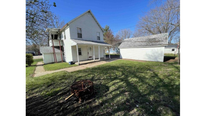 124 Buehler Avenue Nekoosa, WI 54457 by Terry Wolfe Realty - Main: 715-423-0561 $85,000