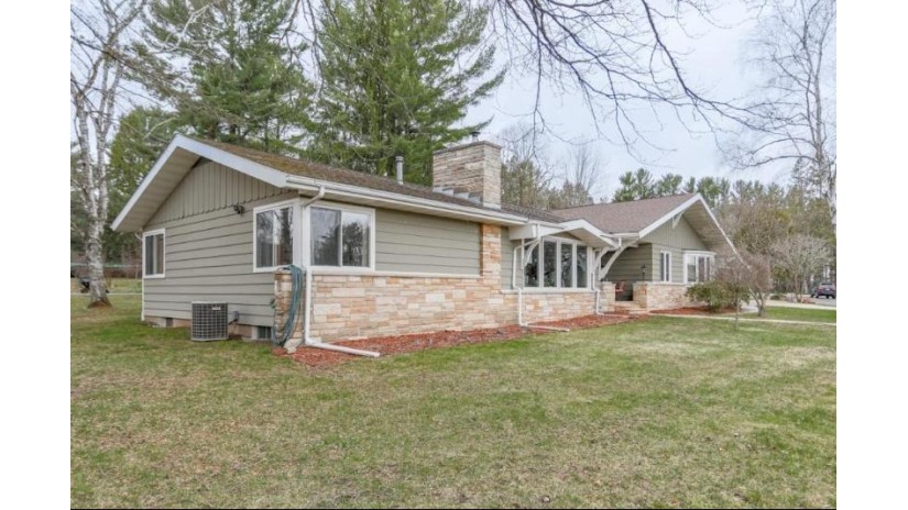 1103 Michler Crest Merrill, WI 54452 by Coldwell Banker Action - Main: 715-359-0521 $399,900