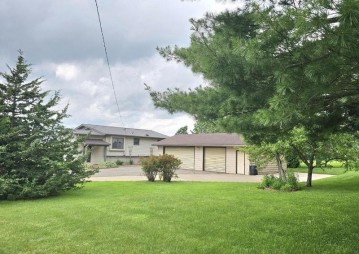 10112 County Road Bb, Marshfield, WI 54449