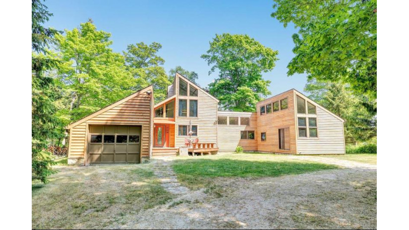 150 Hemlock Dr Washington Island, WI 54246 by Keller Williams - 9206327702 $1,049,900