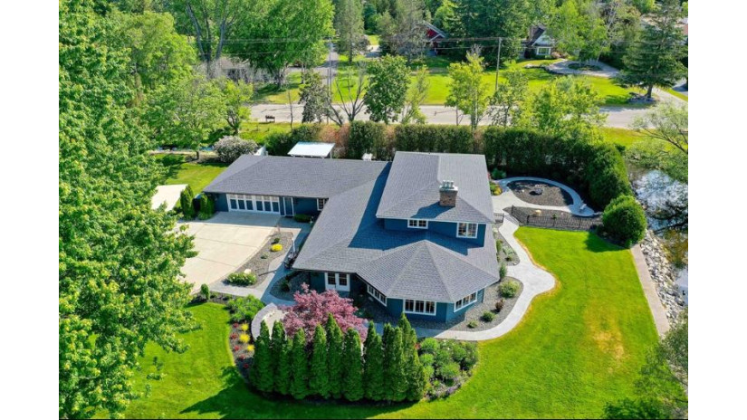 75 Utopia Cir Sturgeon Bay, WI 54235 by Mahler Sotheby'S International Realty - 4149642000 $2,000,000