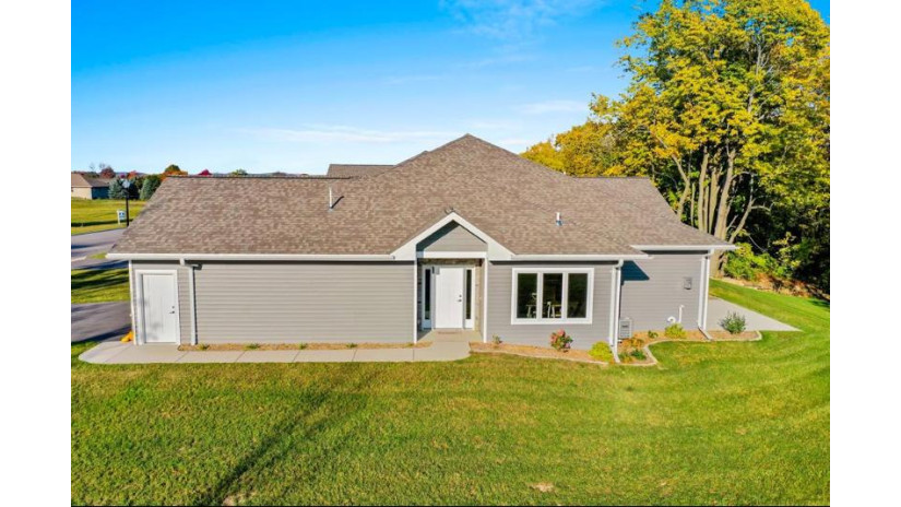 364 Division St Luxemburg, WI 54217 by Cb  Real Estate Group Egg Harbor - 9208682002 $329,900