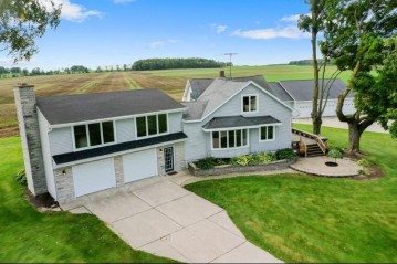 7825 Dantoin Rd, Sturgeon Bay, WI 54235