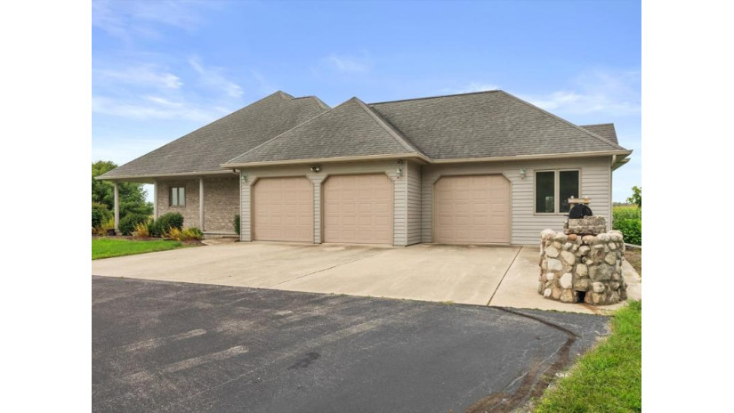 489 County Rd D Forestville, WI 54213 by Era Starr Realty - 9207434321 $779,000