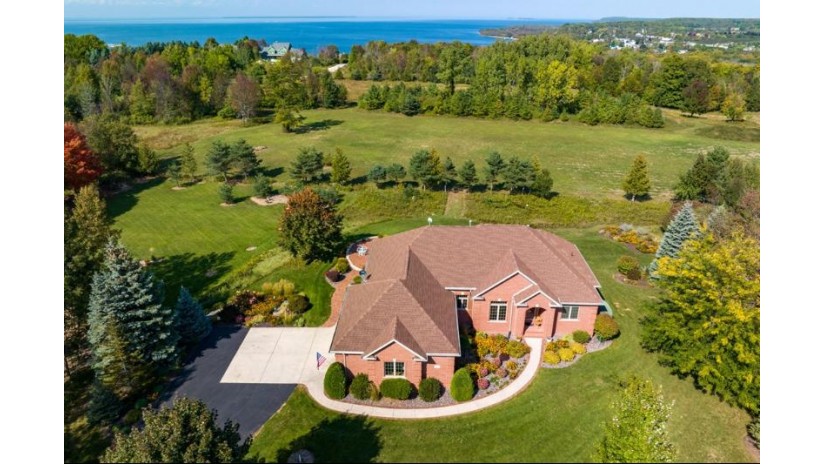 7612 Brooks Ln Egg Harbor, WI 54209 by Cb  Real Estate Group Egg Harbor - 9208682002 $1,220,000