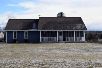 N8038 County Rd P, Algoma, WI 54201