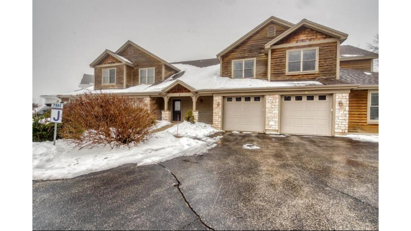 7585 Meadow Ridge Rd Egg Harbor, WI 54209 by Kellstrom-Ray Agency - 9208542353 $399,900